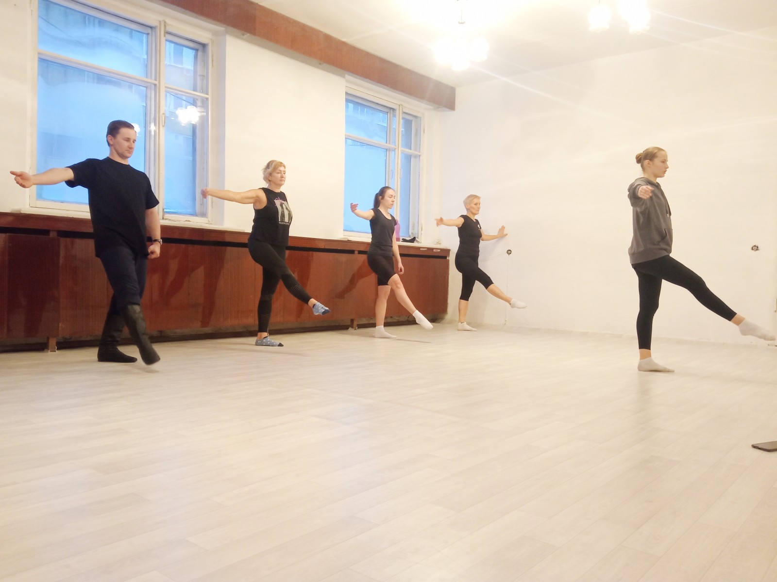 Аренда-зал-Фокус-Челябинск-спорт-танцы-йога-гимнастика